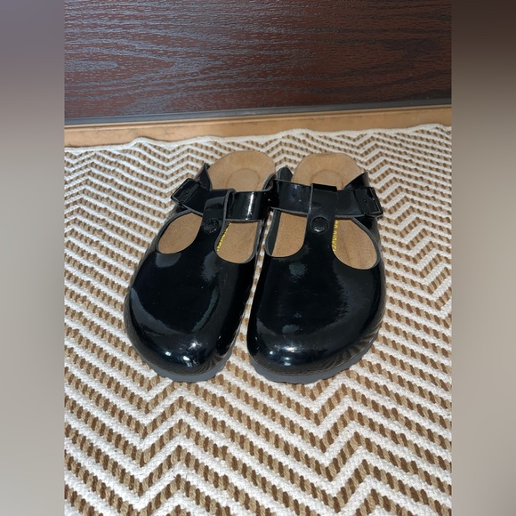 Birkenstock Shoes - Birkenstock rare black patent leather Maryjane slip on clogs size 7 like new